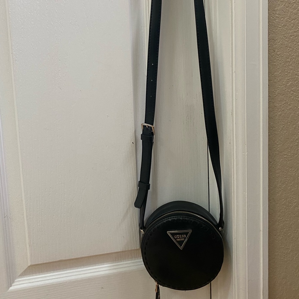 Guess Purse - Picture 2 of 5